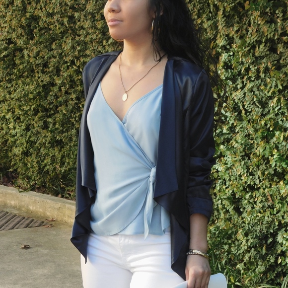 💙SPRING BLAZER💙 Beautiful Slate Satin Blazer - Picture 1 of 4